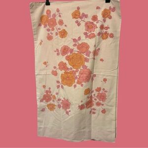 FABULOUS VINTAGE 1970s 2 RETRO FLORAL PILLOWCASES MONTGOMERY WARD STANDARD SIZE